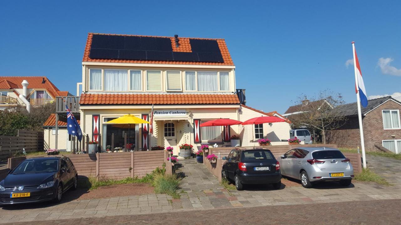 pension canberra Bergen aan Zee Esterno foto